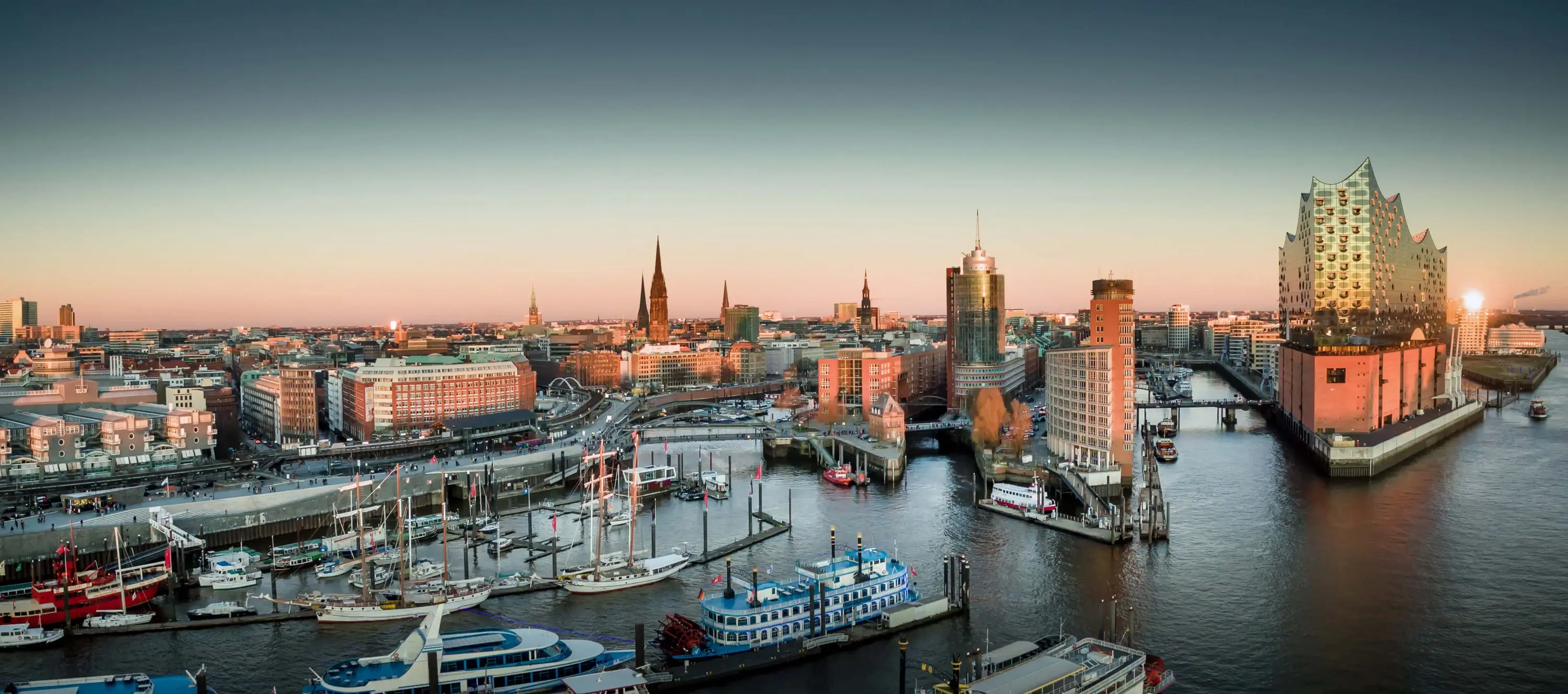 Hintergrundbild - Zeitarbeit &amp;&nbsp;Personaldienstleistung in&nbsp;Hamburg