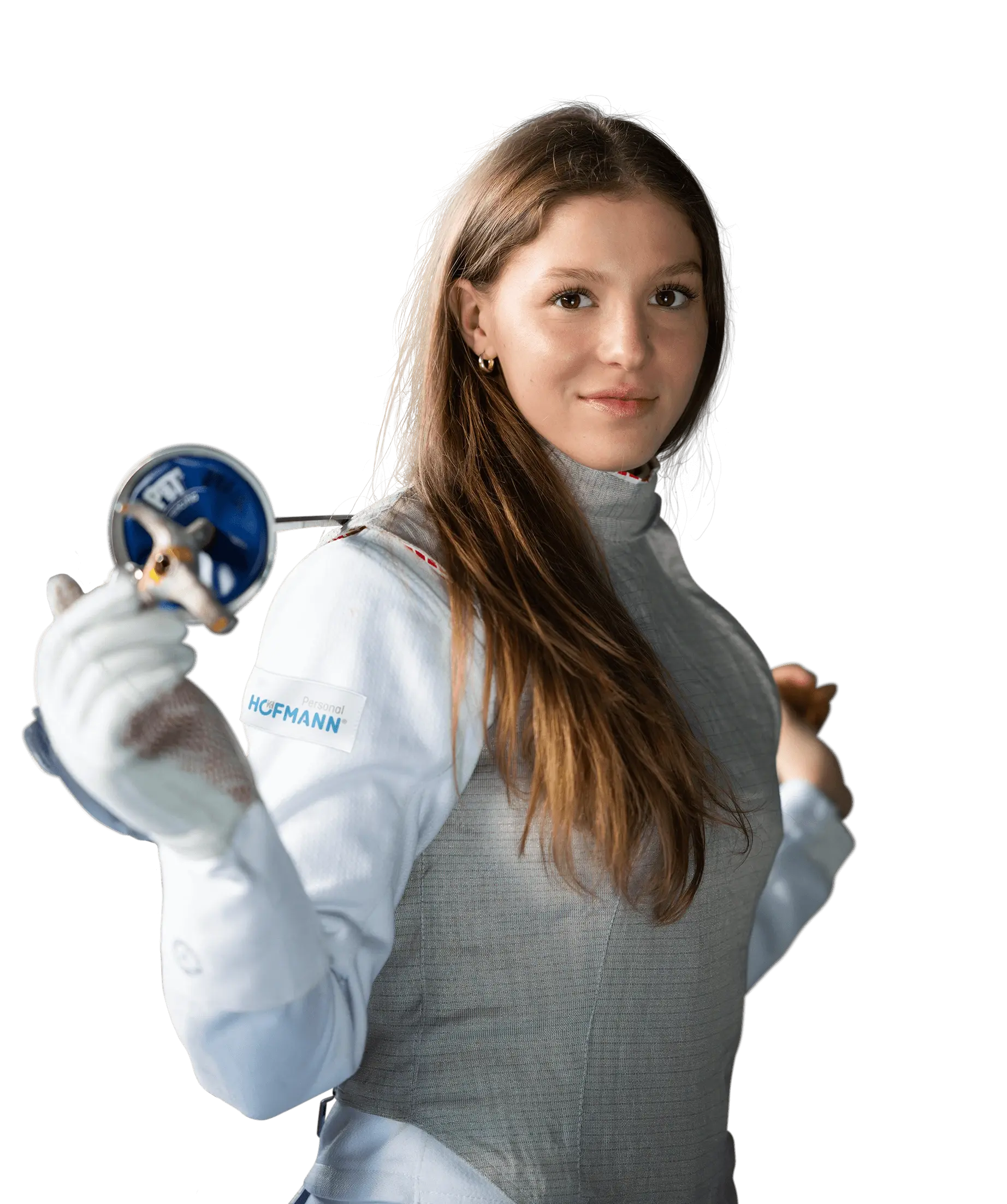 Eine von Hofmann Personal gesponserte Fechterin lächelt mit dem Florett über der Schulter