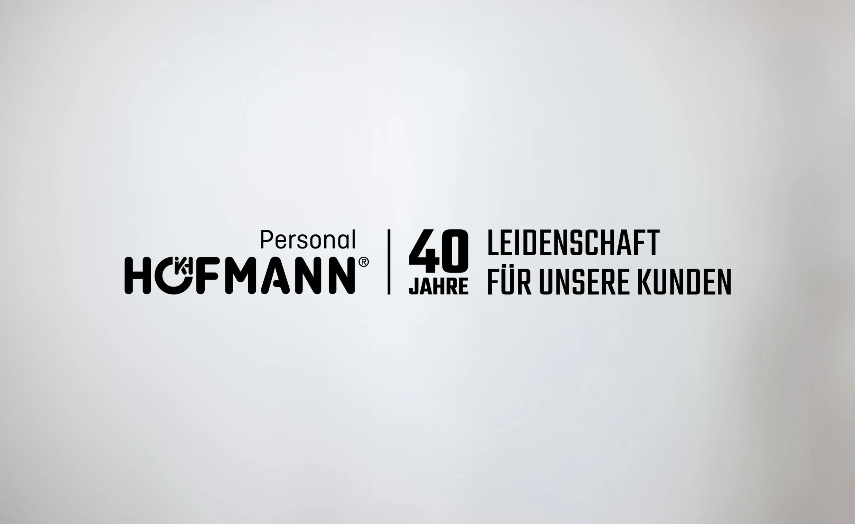 Hintergrundbild - 40 Jahre Leidenschaft für unsere Kunden.