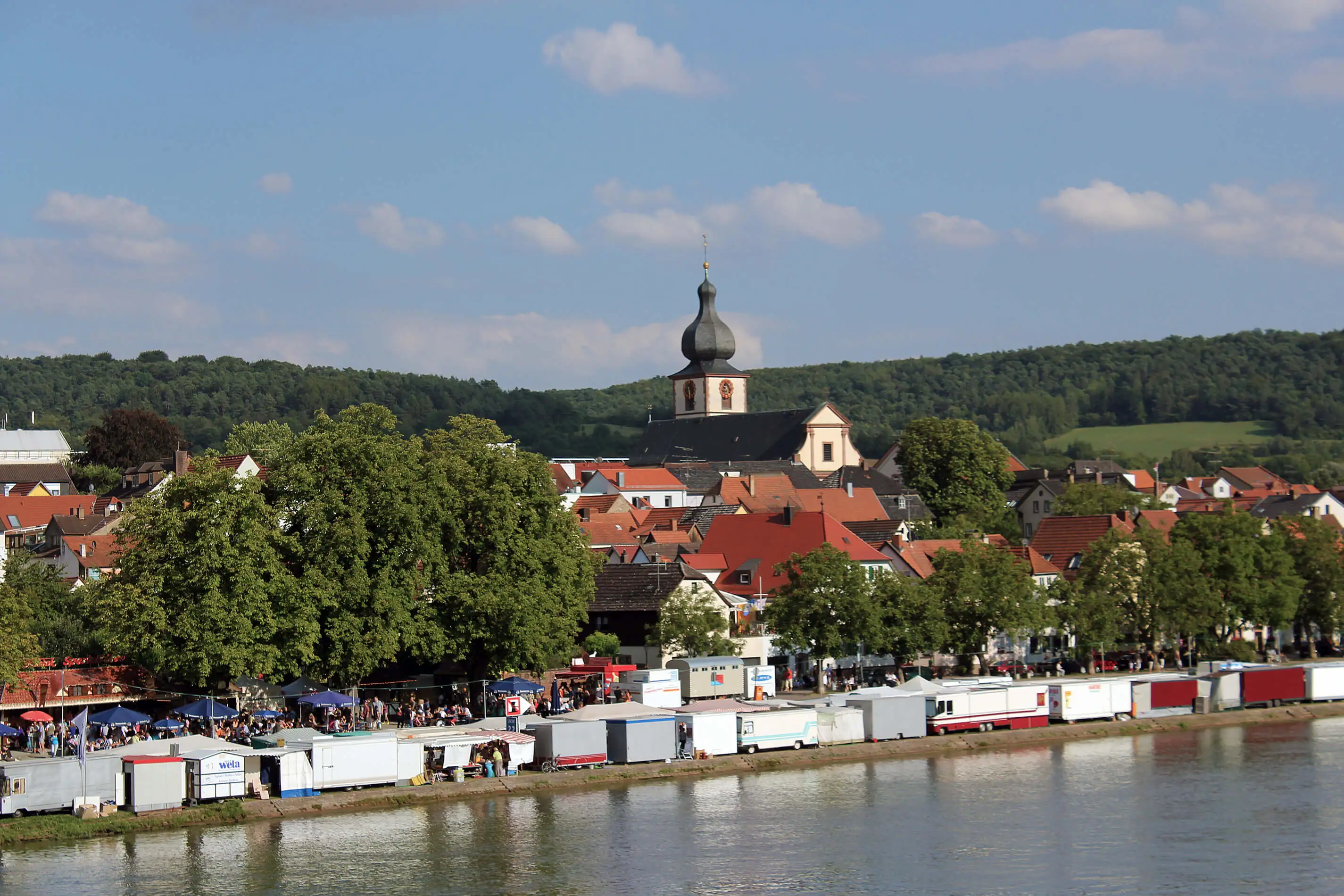 Hintergrundbild - Arbeits- und&nbsp;Personal-vermittlung in Marktheidenfeld