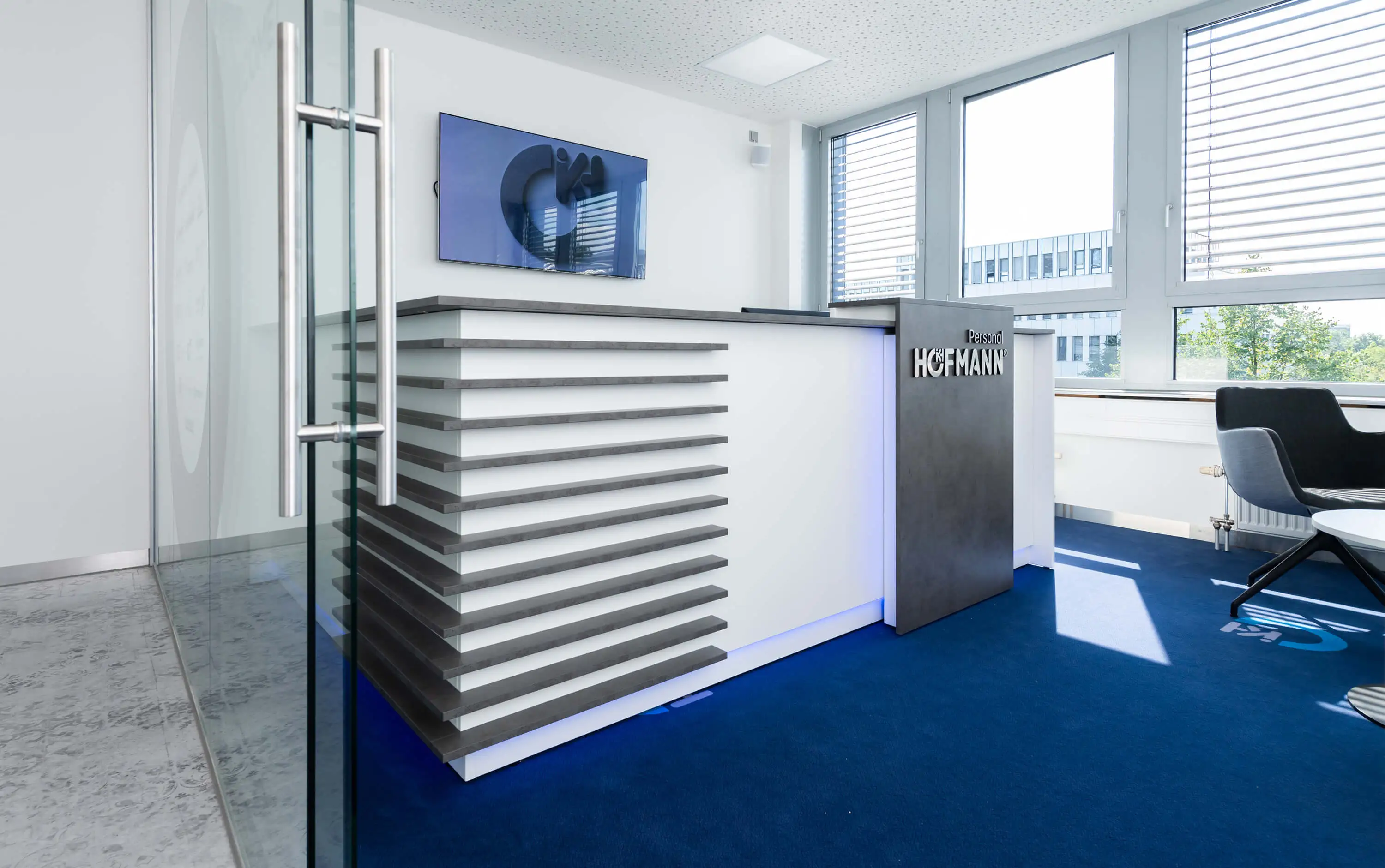 Hintergrundbild - Definition und Grundmechanik: Das Dreiecksverhältnis.