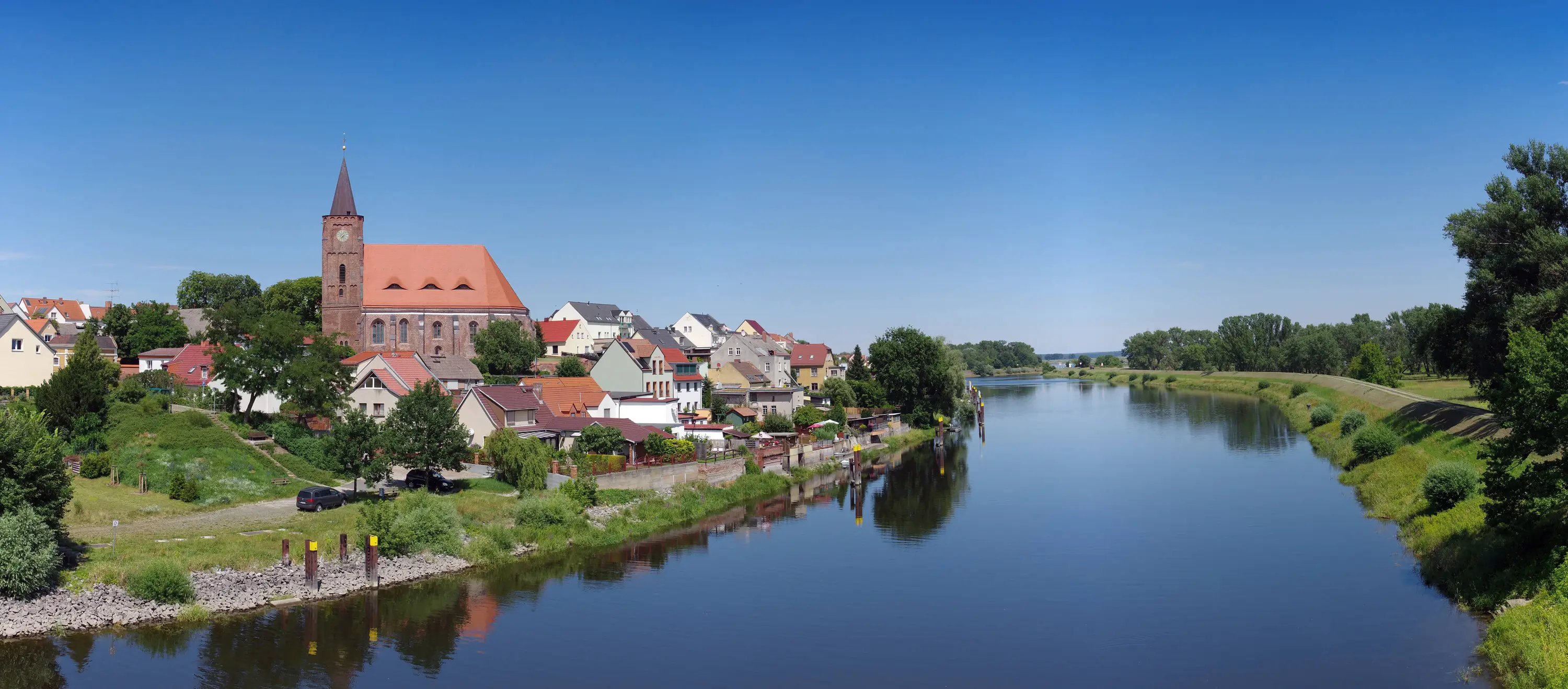 Hintergrundbild - Arbeits- und&nbsp;Personal-vermittlung in Eisenhüttenstadt