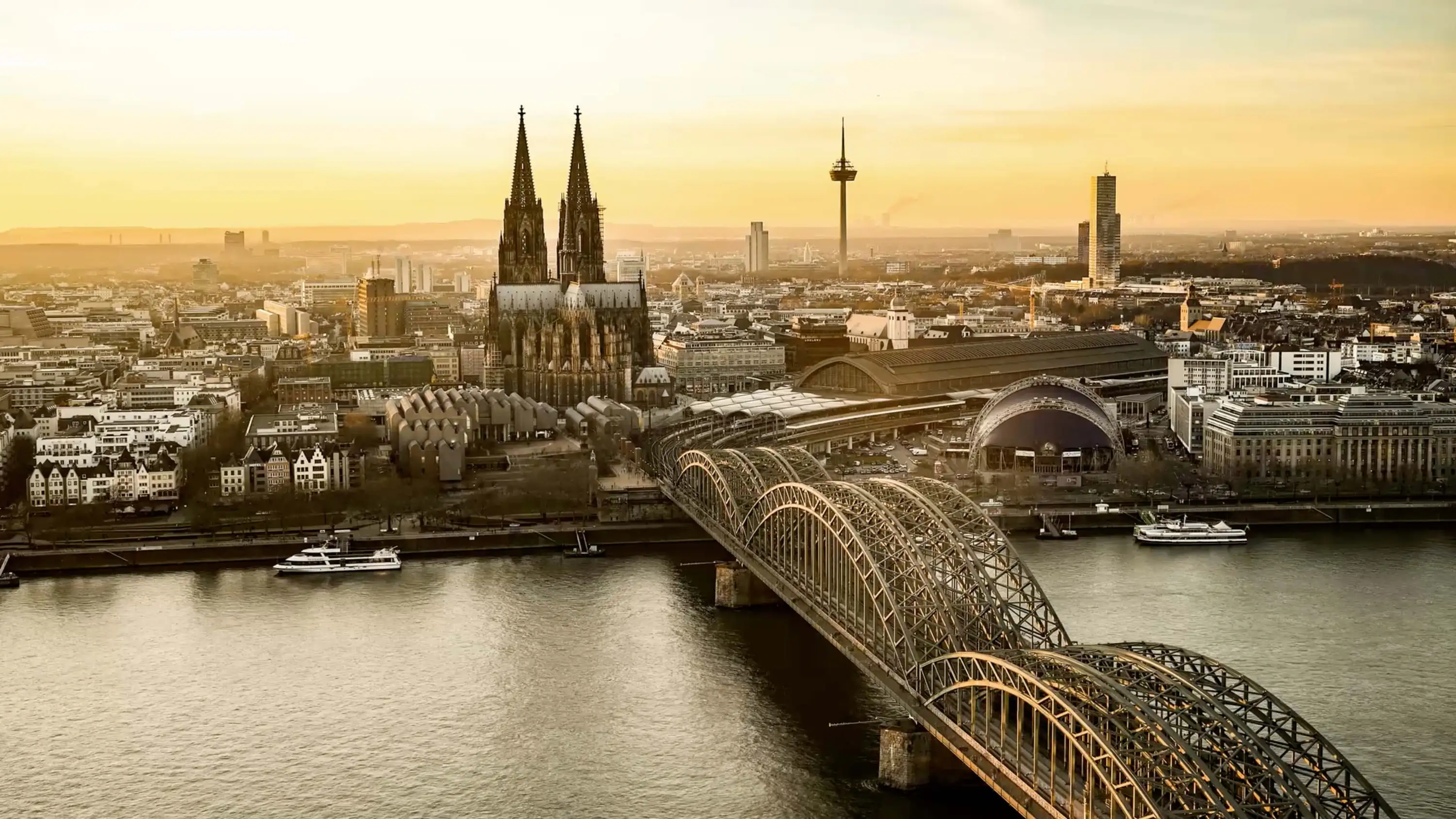 Hintergrundbild - Quereinsteiger-Jobs für&nbsp;Köln
